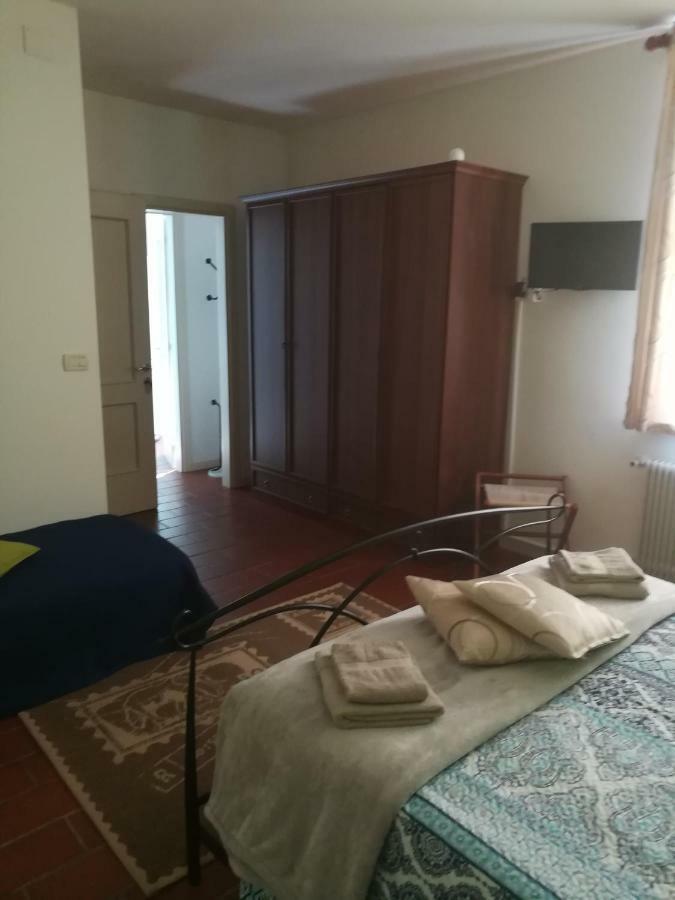 Отель Casa Di Bice Венцоне Экстерьер фото